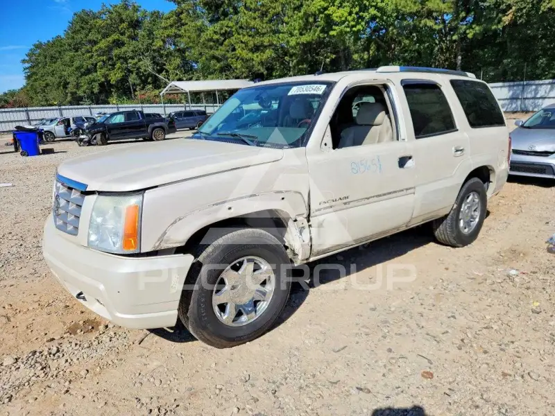 2004 Cadillac ESCALADE photo