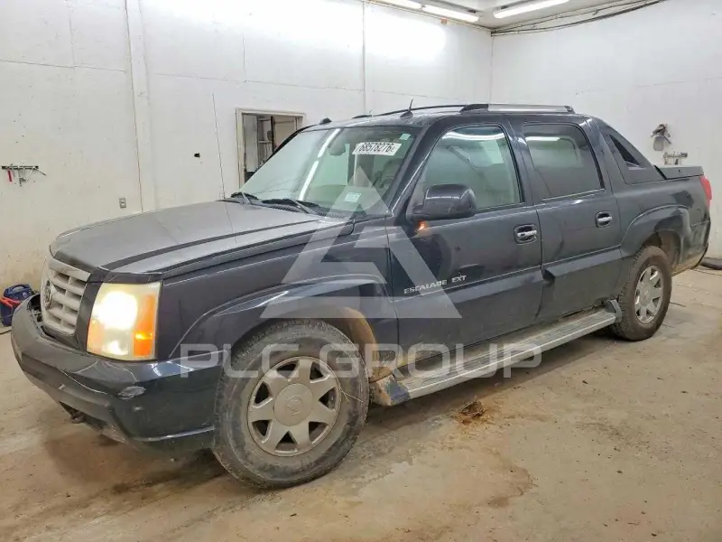 2004 Cadillac ESCALADE photo