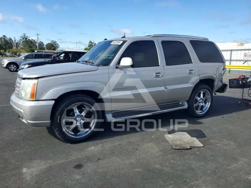 2004 Cadillac ESCALADE фото