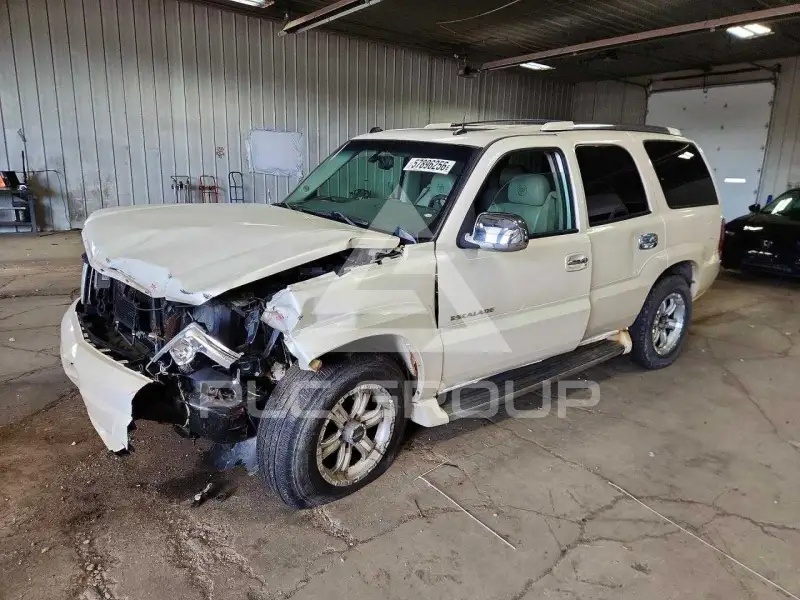 2004 Cadillac ESCALADE фото