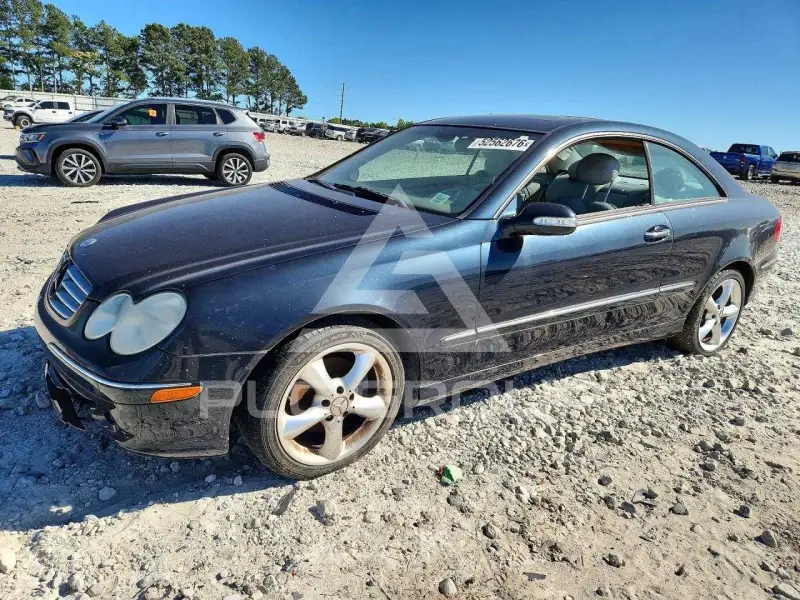 2004 Mercedes Benz CLK photo