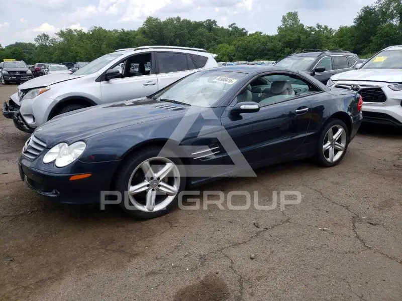 2004 Mercedes Benz SL-Class photo