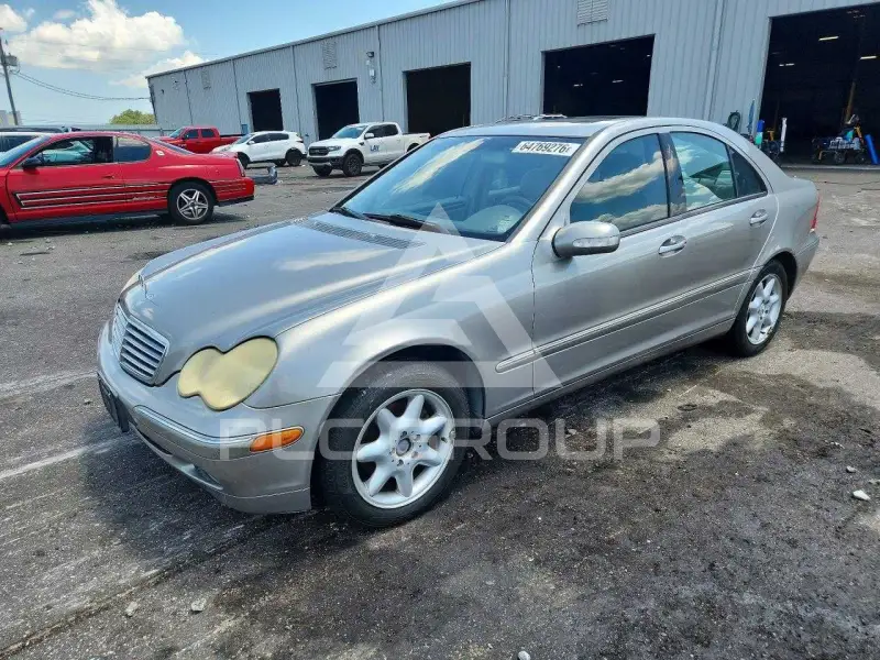 2004 Mercedes Benz C-Class фото