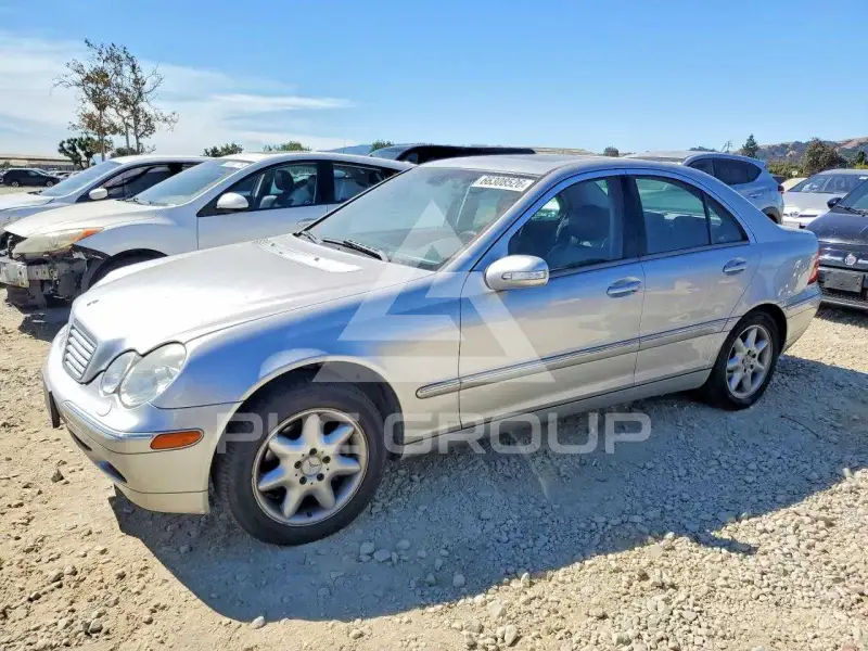 2004 Mercedes Benz C-Class фото