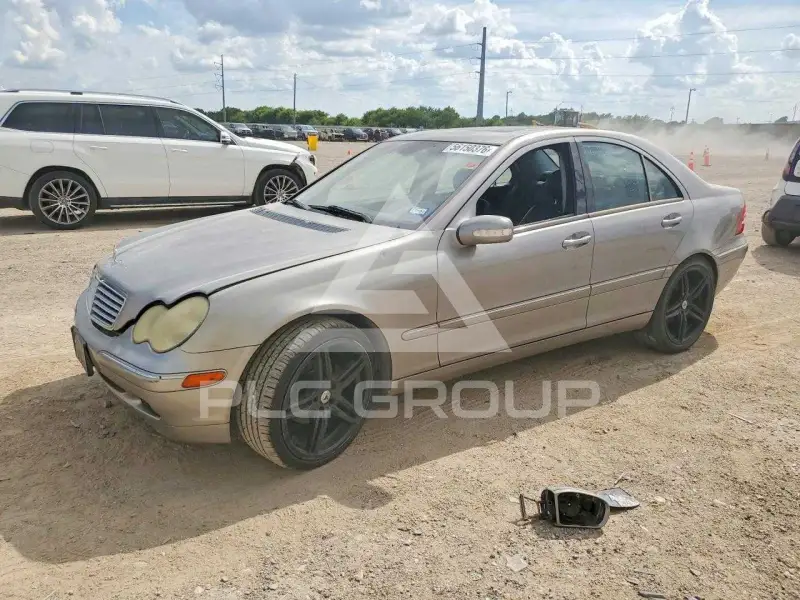 2004 Mercedes Benz C-Class фото
