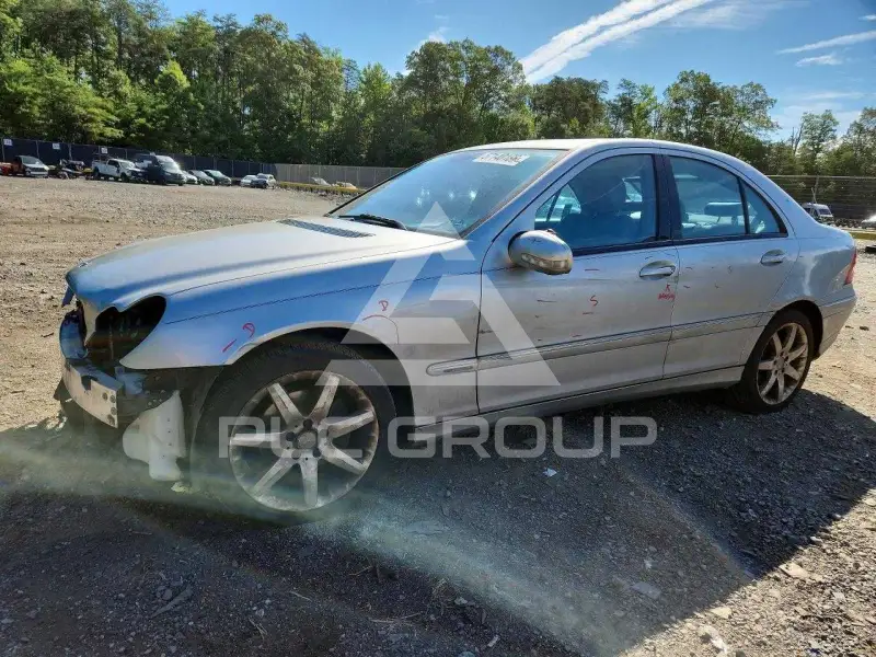 2004 Mercedes Benz C-Class фото