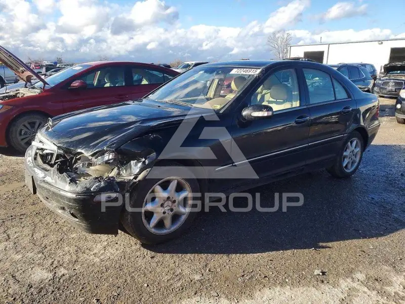 2004 Mercedes Benz C-Class фото