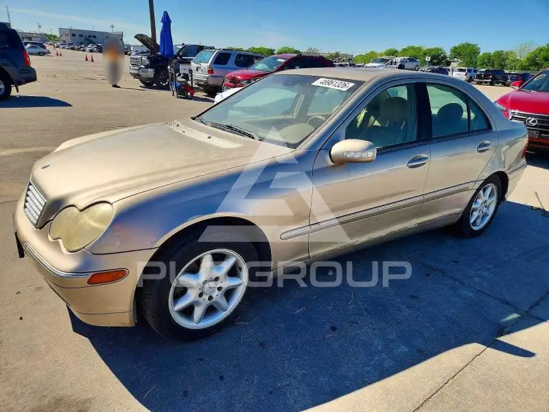 2004 Mercedes Benz C-Class фото
