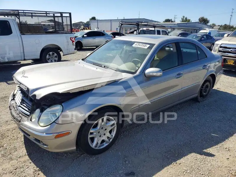 2004 Mercedes Benz E-Class фото