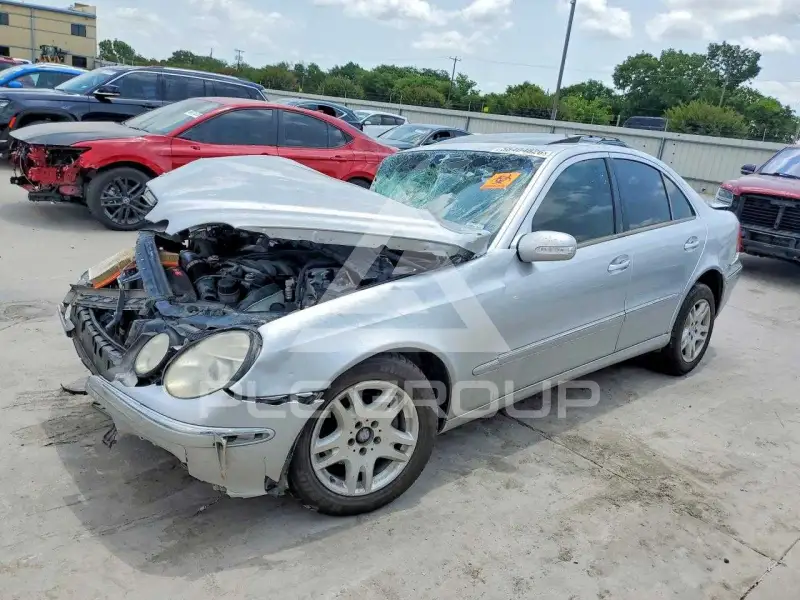 2004 Mercedes Benz E-Class фото