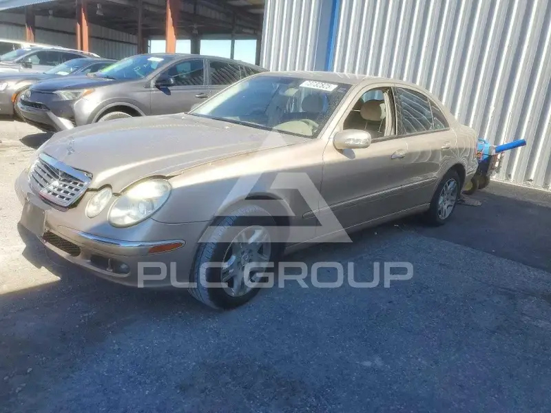 2004 Mercedes Benz E-Class фото
