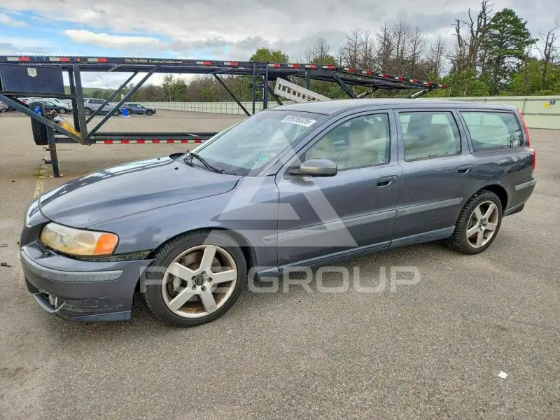 2004 Volvo V70 фото