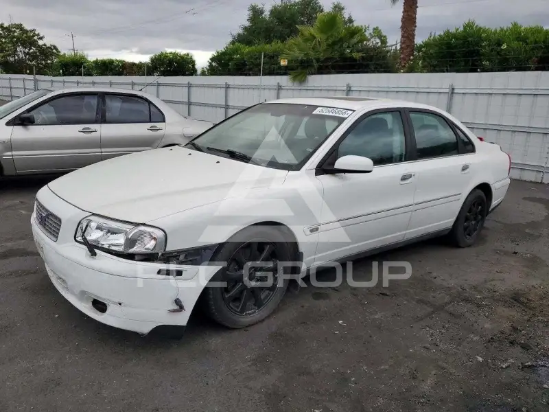 2004 Volvo S80 фото