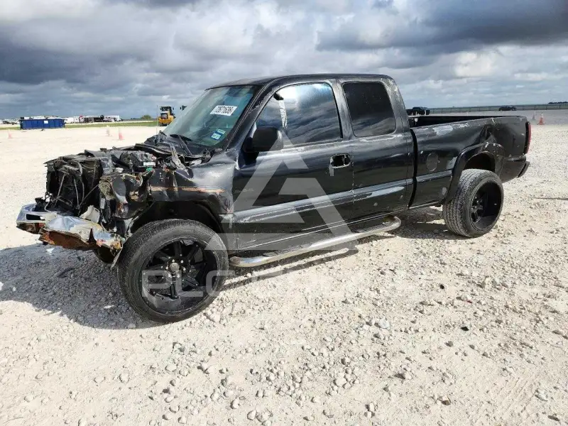 2004 GMC Sierra фото