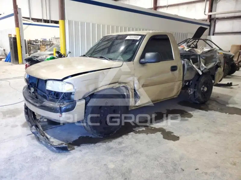 2004 GMC Sierra photo