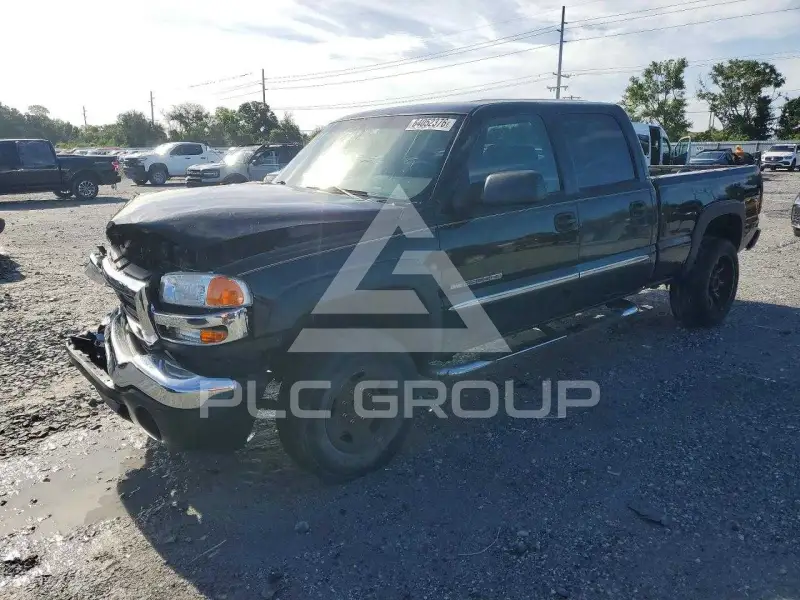2004 GMC Sierra photo