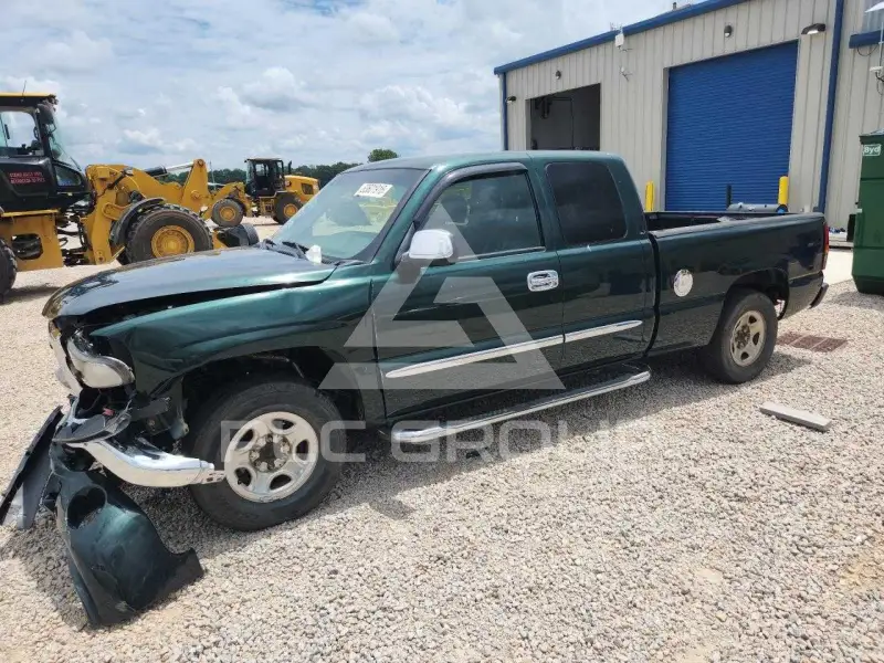 2004 GMC Sierra photo