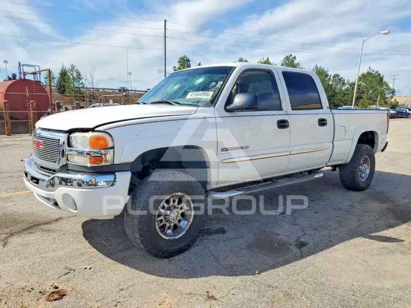 2004 GMC Sierra photo