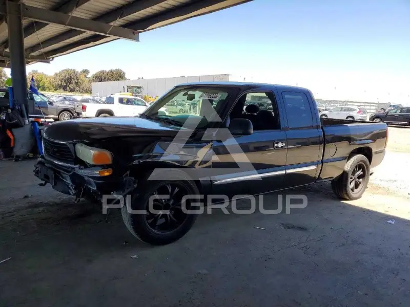 2004 GMC Sierra photo