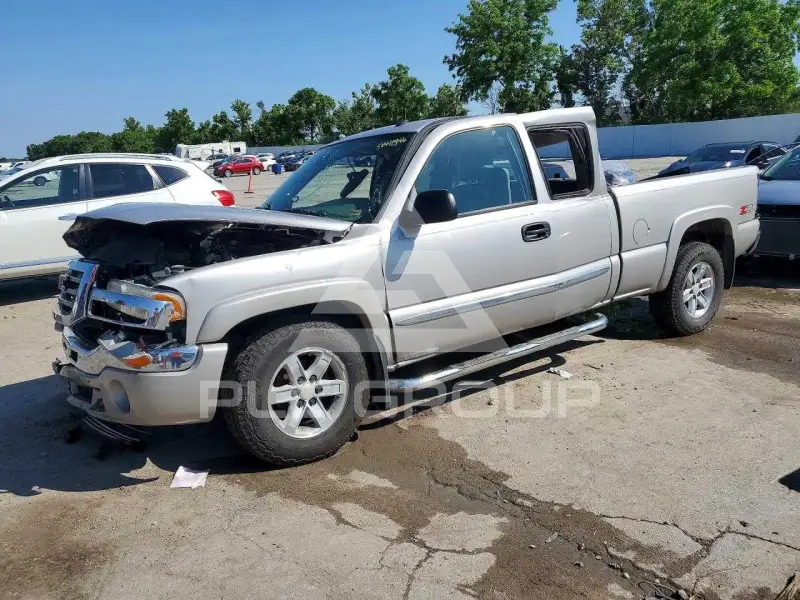 2004 GMC Sierra фото