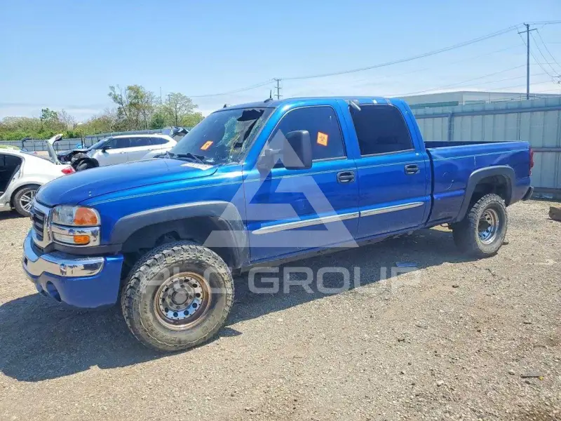 2004 GMC Sierra photo