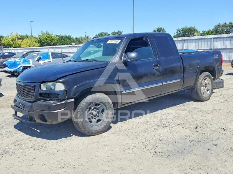2004 GMC Sierra photo