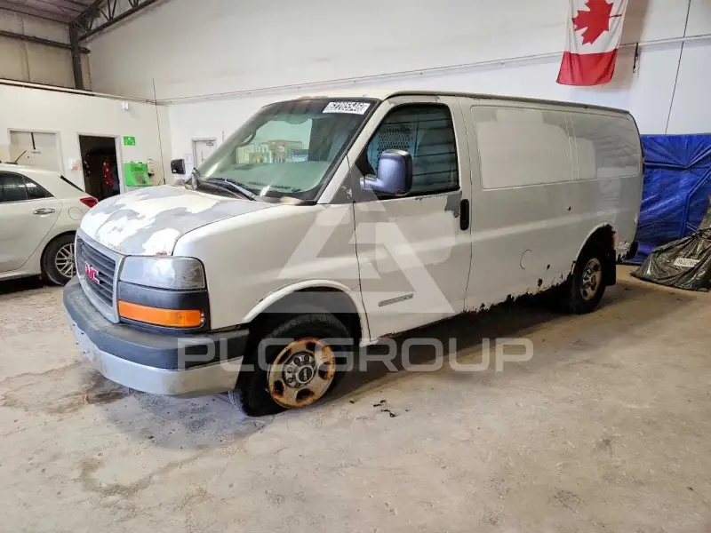 2004 GMC Savana photo