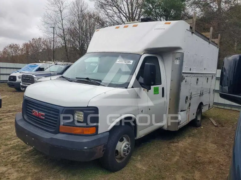 2004 GMC Savana фото