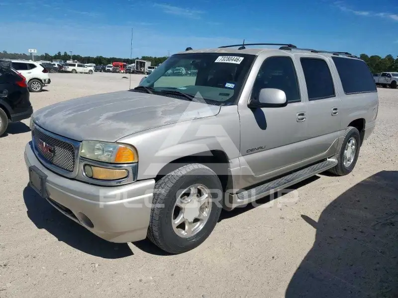 2004 GMC YUKON photo