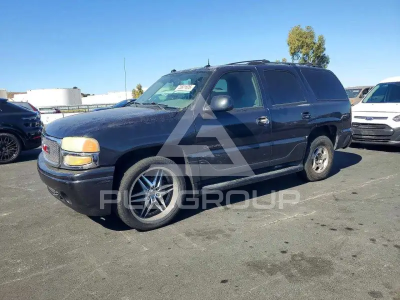 2004 GMC YUKON фото