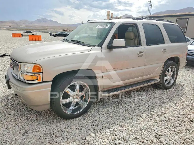 2004 GMC YUKON photo