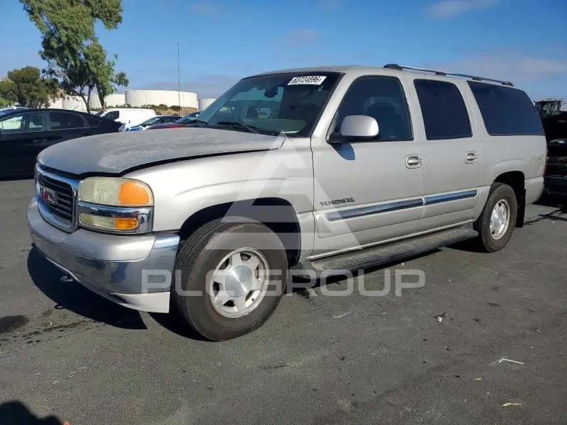 2004 GMC YUKON photo