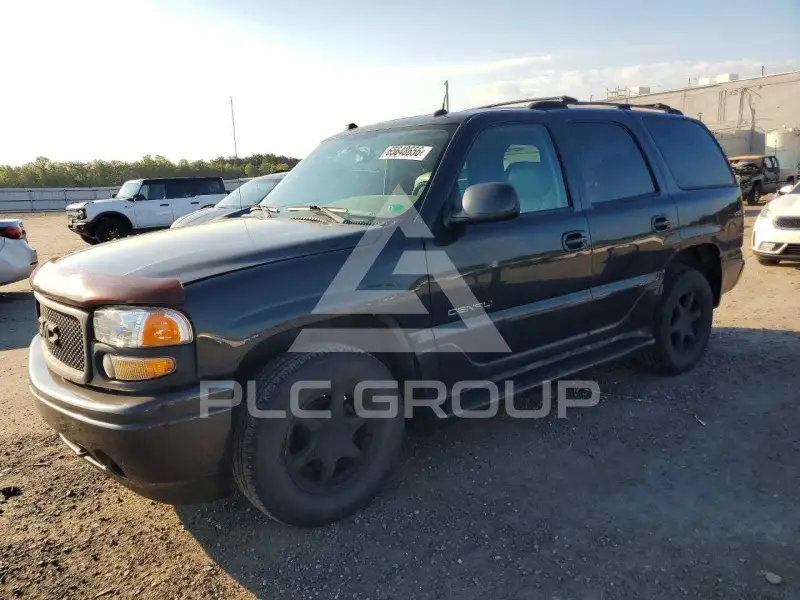 2004 GMC YUKON photo