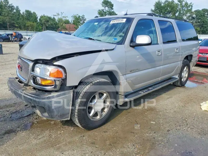 2004 GMC YUKON фото