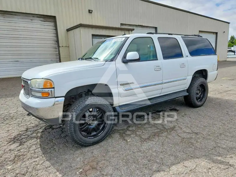 2004 GMC YUKON photo