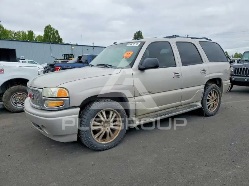 2004 GMC YUKON фото