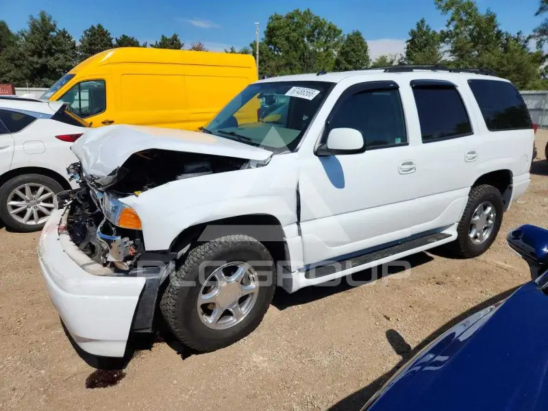 2004 GMC YUKON photo
