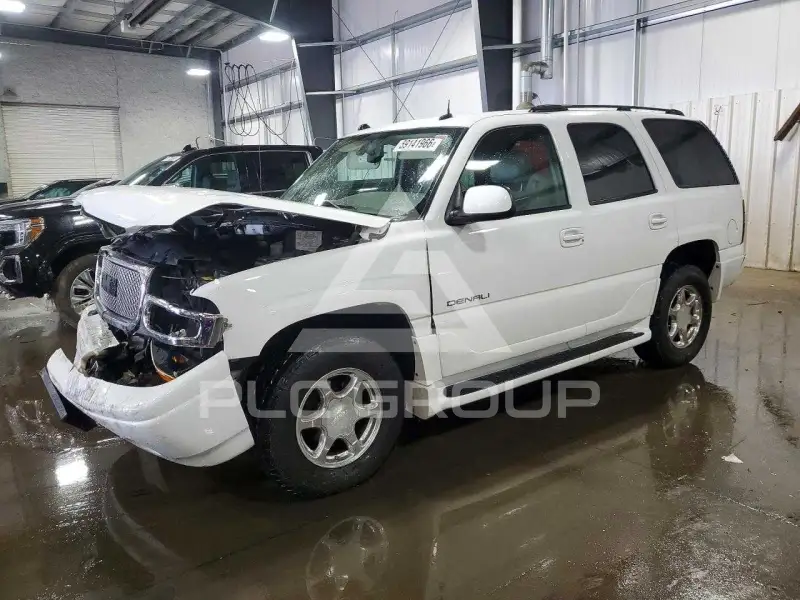 2004 GMC YUKON photo