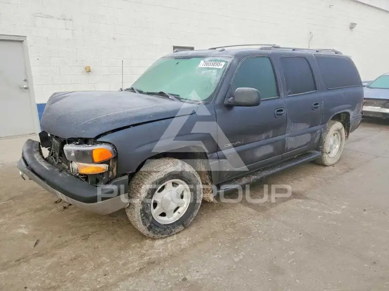 2004 GMC YUKON photo
