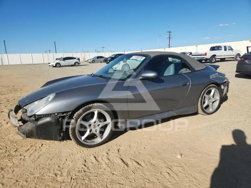 2004 Porsche 911 photo