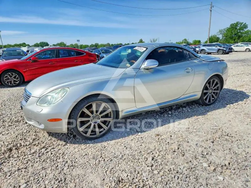 2004 Lexus SC300 photo