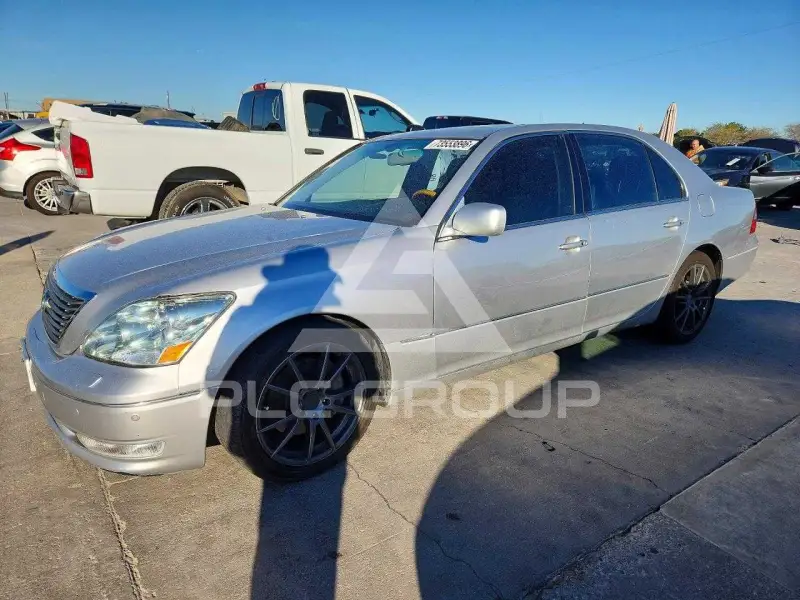 2004 Lexus LS430 photo