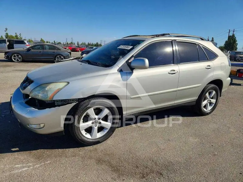 2004 Lexus RX330 photo