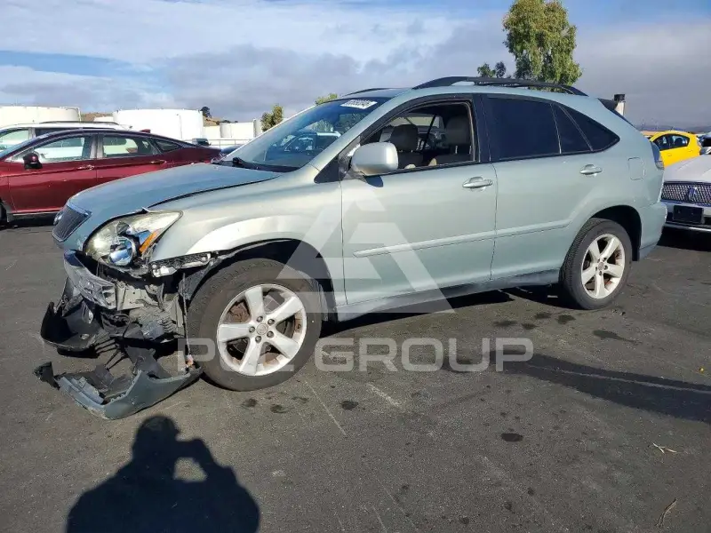 2004 Lexus RX330 photo