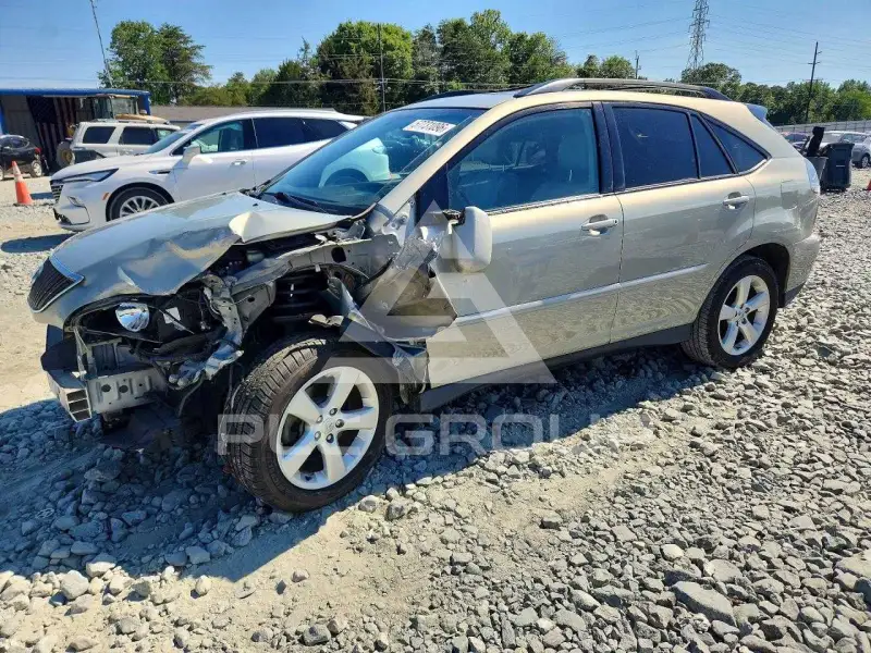 2004 Lexus RX330 photo