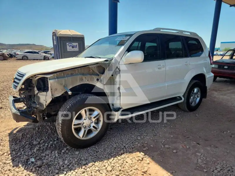 2004 Lexus GX photo