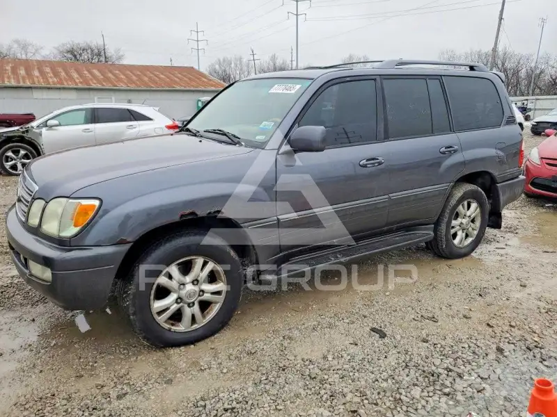 2004 Lexus LX470 фото