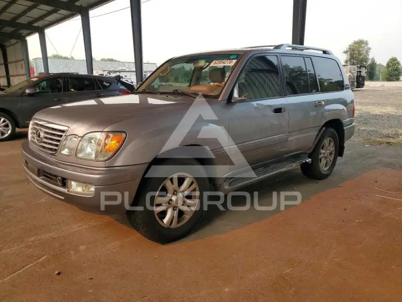 2004 Lexus LX470 фото