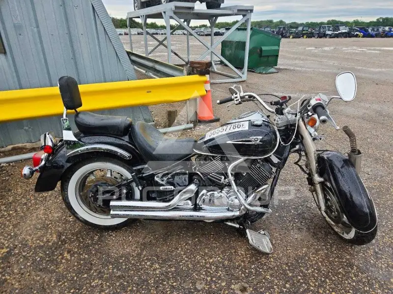 2004 Yamaha  фото
