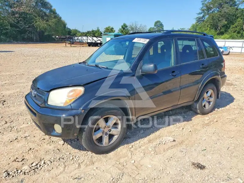 2004 Toyota RAV4 photo